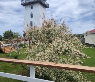 Brackley Beach Station Balnéaire | Baywatch Lighthouse Cottages & Motel