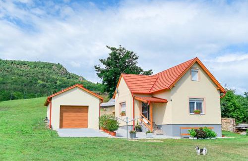 Kisapati Appartement | Bazaltorgona Apartman