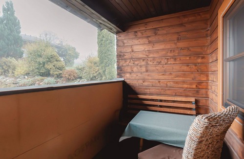Schonbach Villa | Magnifique maison de vacances pour 11 personnes avec WIFI, TV, terrasse, vue panoramique et parking
