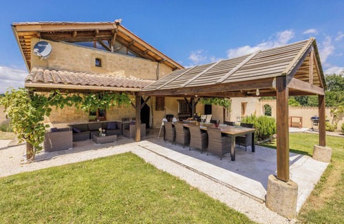 Armillac Maison | Belle maison de vacances très calme avec piscine privée et belle vue