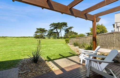 Connewarre Maison | Beach and Golf Haven With Spa Luxury Living