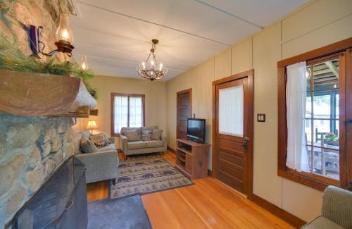 Speculator Maison | Beach and Kayaks Waterfront Cabin on Lake Pleasant!