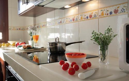Punta del Hidalgo Appartement | Beach apartment with terrace and pool