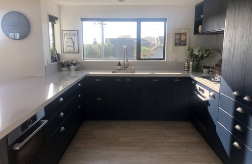 Papamoa Beach Maison | Beach bliss across the road from beach