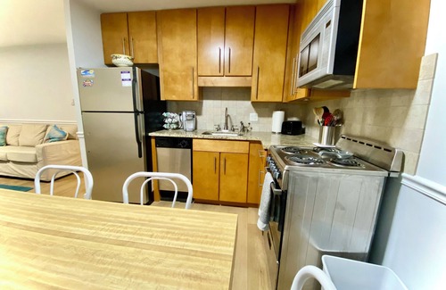 North End Copropriété | BEACH BLOCK 2 MIN Walk to OC Beach&Downtown. No Hassle Location.New Bath-Kitchen