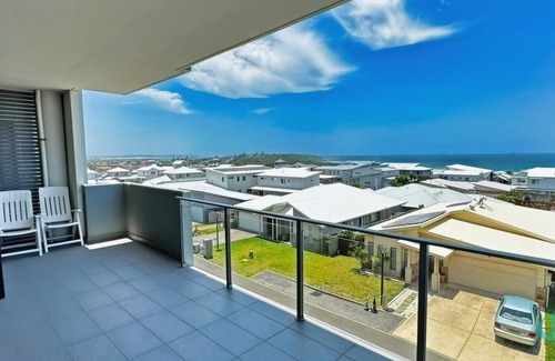 Caves Beach Appartement | Beach Blossom - Apartment and walk to the beach!
