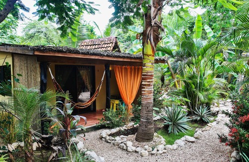 Playa Grande Cabine | Beach Bungalow Paradise