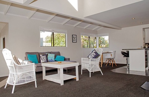 Whangamata Cottage | Beach Central - Maison de vacances Whangamata