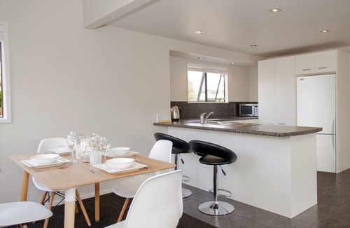 Whangamata Cottage | Beach Central - Maison de vacances Whangamata