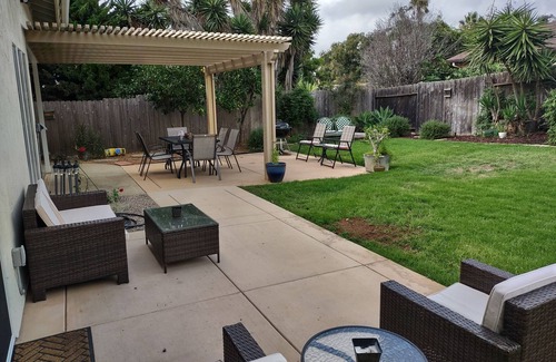 Fire Mountain Maison | Beach Close and Convenient To Everything 2 miles to the beach