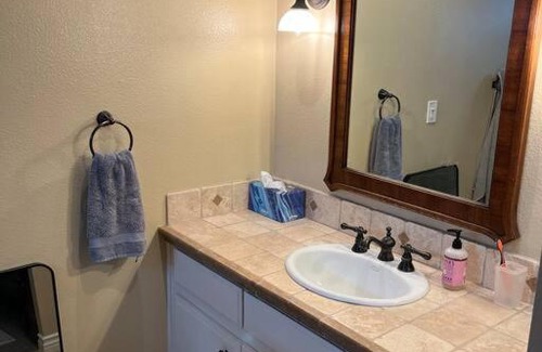 Downtown Maison | Beach Close Townhome