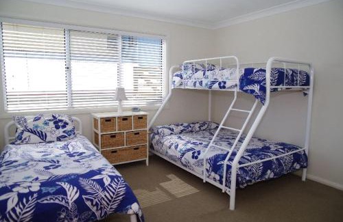 Crescent Head Maison | Beach Club 2, 5 Gowing Street