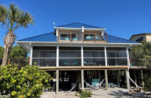 North Captiva Maison | BEACH DAYZ - LUXE TRUE OCEAN BEACH FRONT! AMAZING VIEWS + ISLAND CLUB AMENITIES!