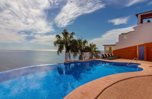 Cumbre del Sol Appartement | Appartement confortable à El Poble Nou.