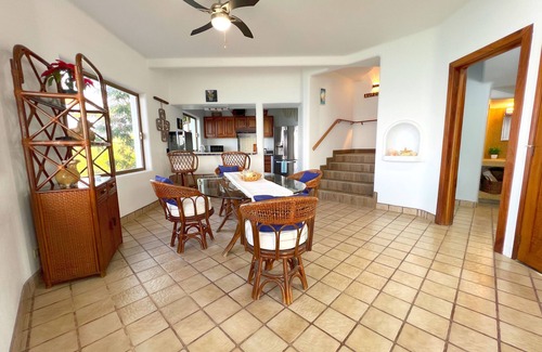 Los Pescadores Maison | Beach Front, Amazing, Private Home