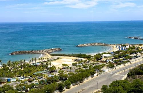 Catia La Mar Appartement | Beach front 9 min to airport DosLocosDeViaje
