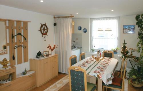 Elmenhorst/Lichtenhagen Appartement | Beach Front Apartment