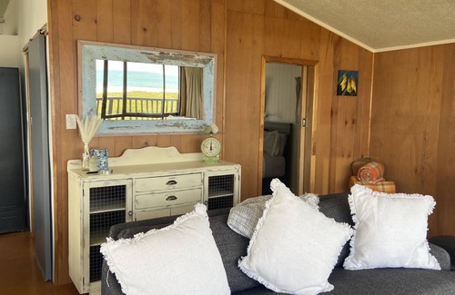 Waihi Beach Maison | Beach Front Haven Best Views Ever only a few steps to the white sandy beach