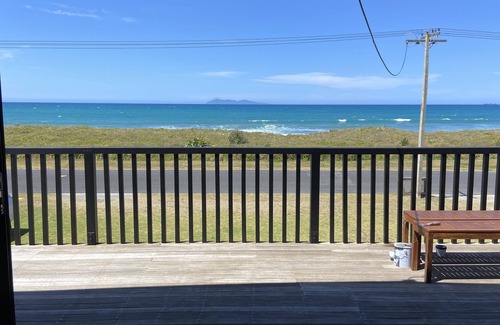 Waihi Beach Maison | Beach Front Haven Best Views Ever only a few steps to the white sandy beach