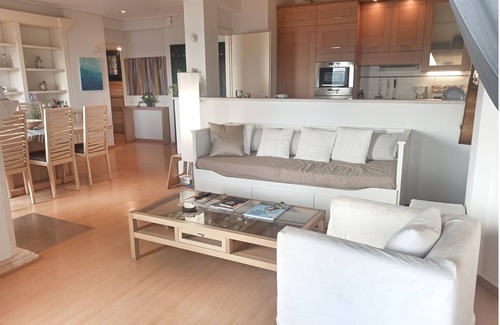 Agios Ioannis Appartement | Beach front, pool, gorgeous apartment