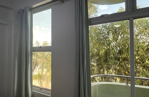 Hulhumale Appartement | Beach Front Room 15 Minutes Taxi From Airport