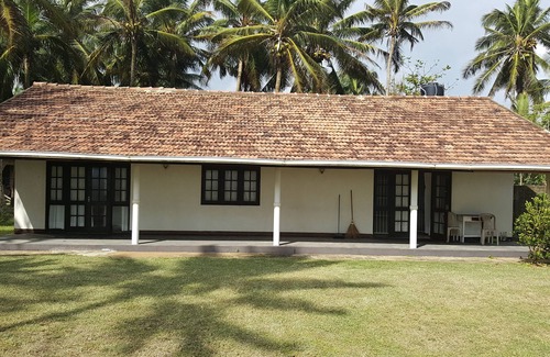 Waskaduwa Villa | Beach Front Villa Waskaduwa (2 chambres, 2 salles de bains, grande terrasse coucher de soleil vue