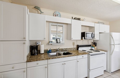 Laguna Beach Cottage | Plage escapade 100 yards de la plage. Renseignez-vous sur notre chalet 1BR à côté.