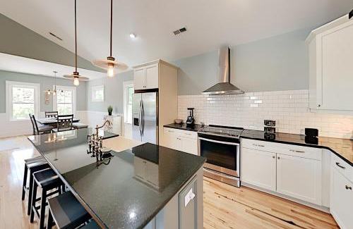 Wilmington Beach Maison | Beach Haven Getaway