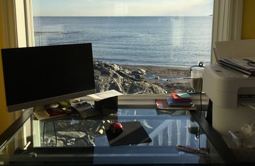 Pointe-au-Pere Maison | Beach House