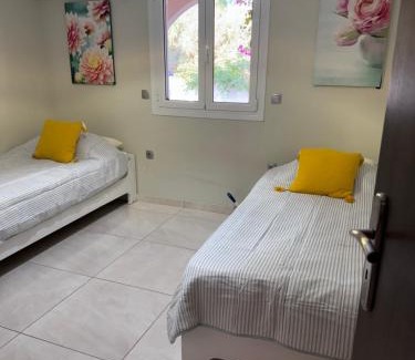 Lefkandi Maison | Beach House