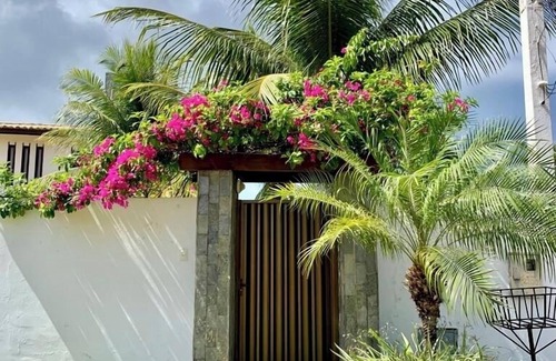 Parafuso Maison | Beach house in gated community!