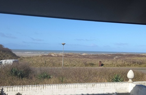 IJmuiden Maison | Beach house in the dunes 300 meters from the beach. Sea view.