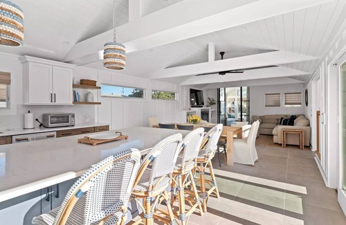 Ocean Beach Maison | Beach house just steps from the Ocean, in Ocean Beach