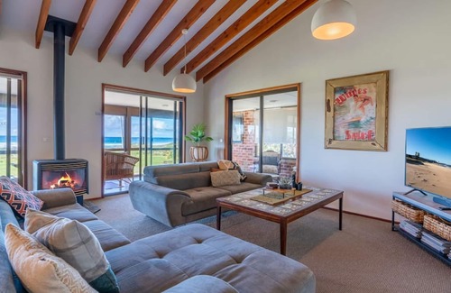 Kiama Downs Maison | Beach House on Jones Beach