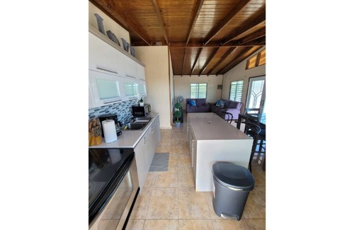 Salinas Maison | Beach House w/ pool/ac/wifi/cable/ Salinas PR