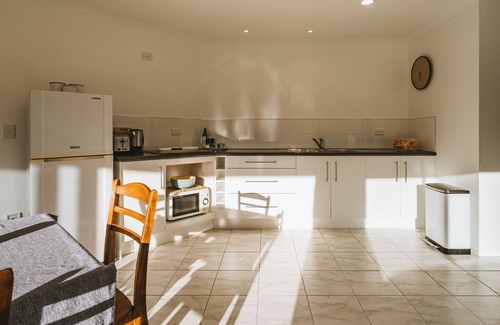 Whangamata Appartement | BEACH HOUSE Whangamatā (APARTMENT) - 100m from Harbour