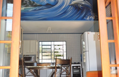 Paulo Lopes Maison | Beach house avec salle de bains, air conditionné, ciel, barbecue et très bien situé