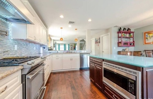 Long Beach Maison | Beach house with hot tub, bikes, and beach passes