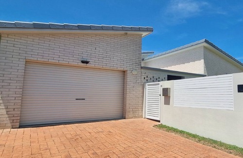 Yamba Maison | Beach Lane, TOP NOTCH