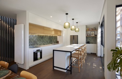 Mount Maunganui Maison | Beach. Luxury. New. Clean.