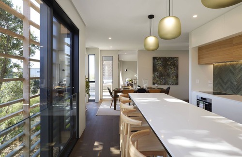 Mount Maunganui Maison | Beach. Luxury. New. Clean.