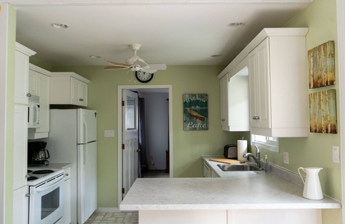 Grand Bend Maison | Beach O Pines - Jun 28 - July 5 still available.