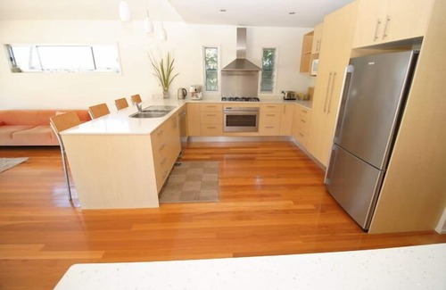 Culburra Beach Maison | Propriété familiale 'BEACH OASIS' à seulement quelques secondes de la plage avec votre propre piscine