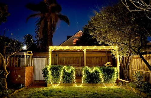 Mordialloc Maison | Beach Rd | Kids & Pet Friendly | Free Parking
