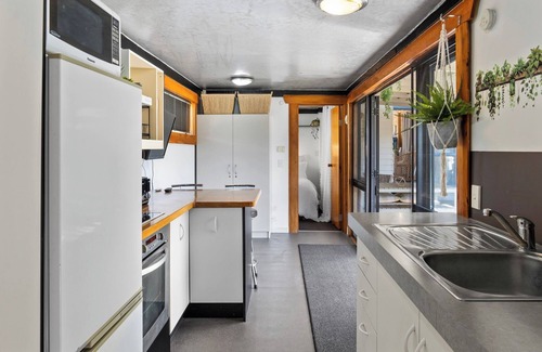 Waihi Beach Maison | Beach Road Charmer Su