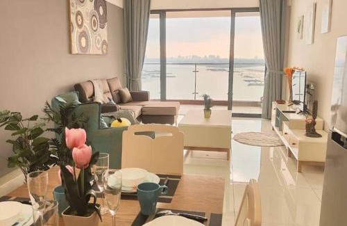 Central District Appartement | Beach seaviews 4-13pax ksl ciq midvalley johor bahru