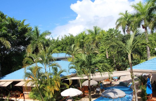 Tango Mar Hôtel | Beach Vacation Home, Private Tango Mar Resort area for 15 guests
