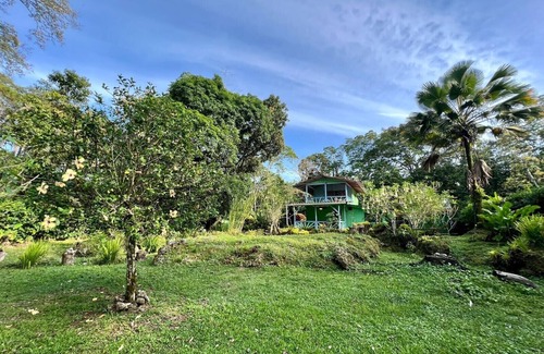 Cahuita Maison | Villa sur la plage - À quelques pas de la plage avec jardin plein d'animaux sauvages!