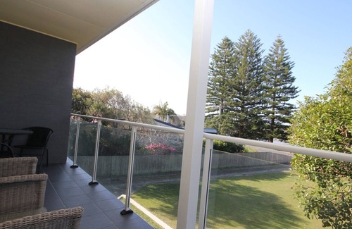 Lake Cathie Appartement | BEACHFRONT 4- 4/12 Bundella Ave LC