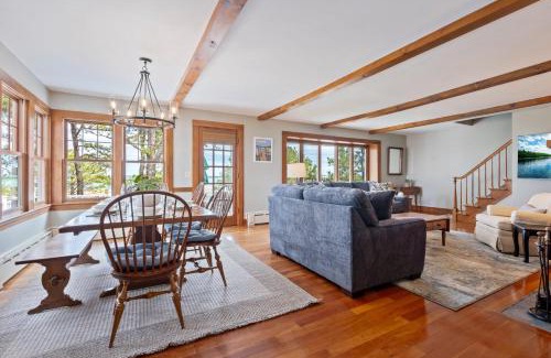 Southern Coast Maison | Beachfront and only 30 Steps To Beach